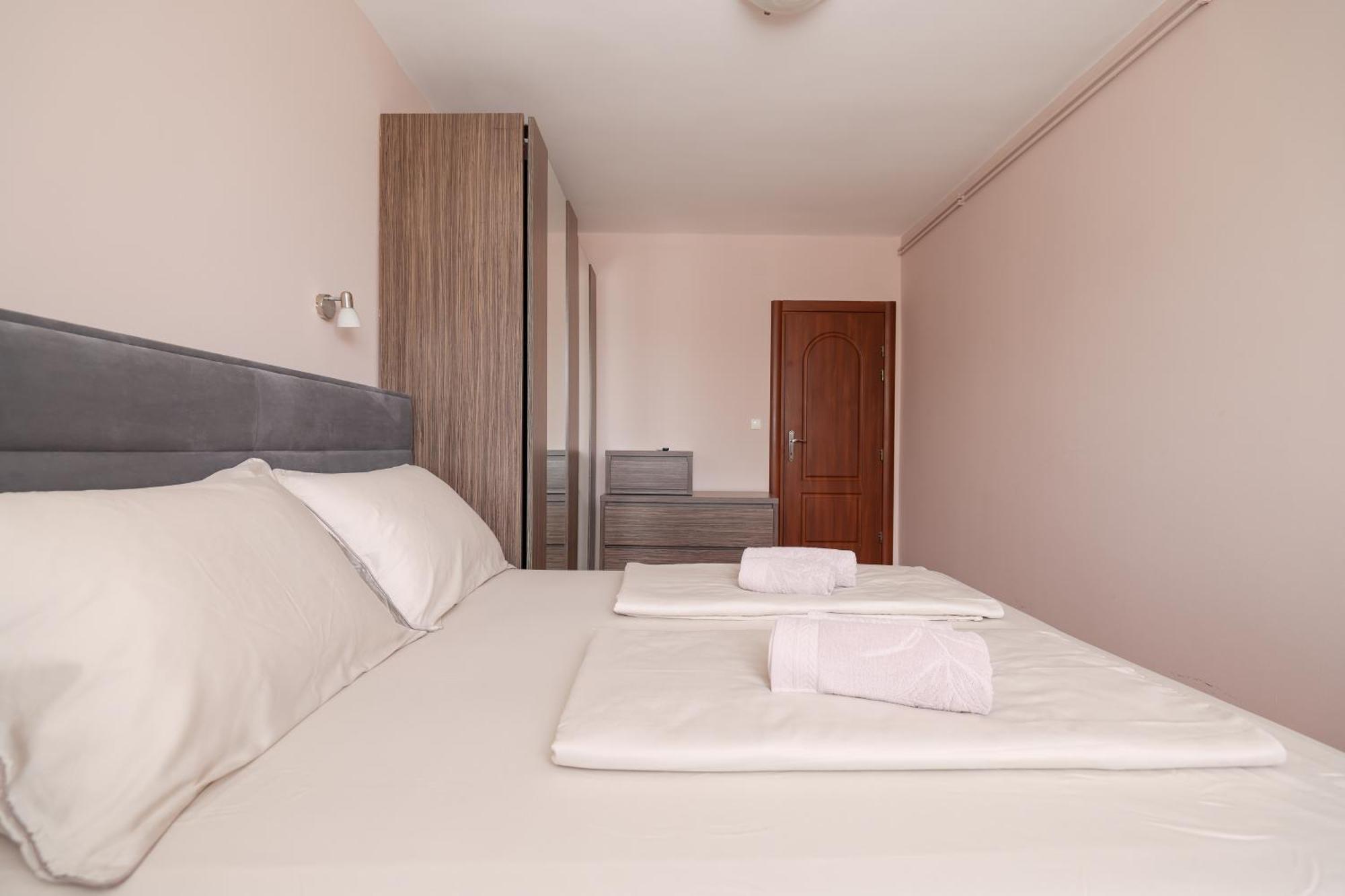 Ad Astra Punta Skala Apartment Petrcane Exterior foto